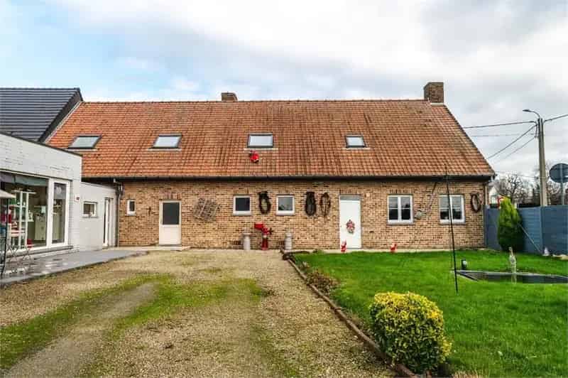 Huis te koop Ingelmunster 6 slaapkamers Wellness