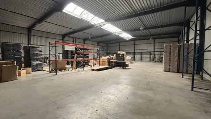 Magazijn te huur Heule 600m²