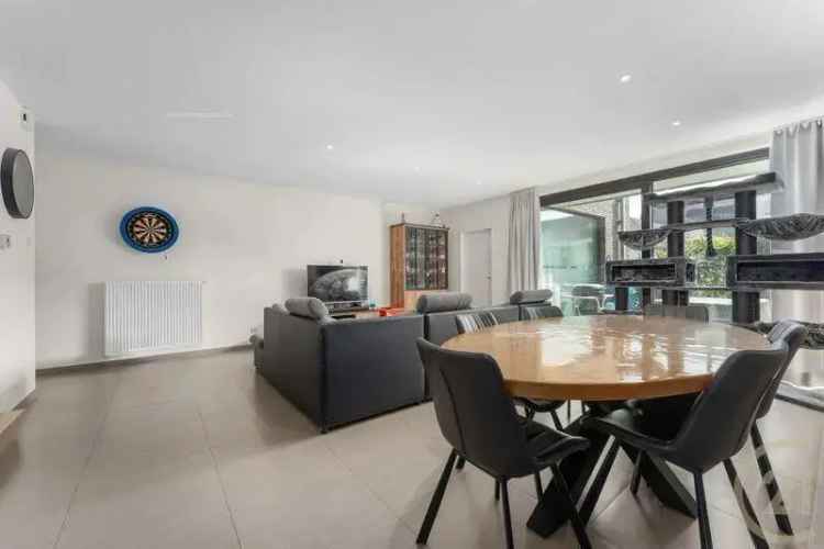 Woning te koop Oostkamp 4 slaapkamers 2 badkamers
