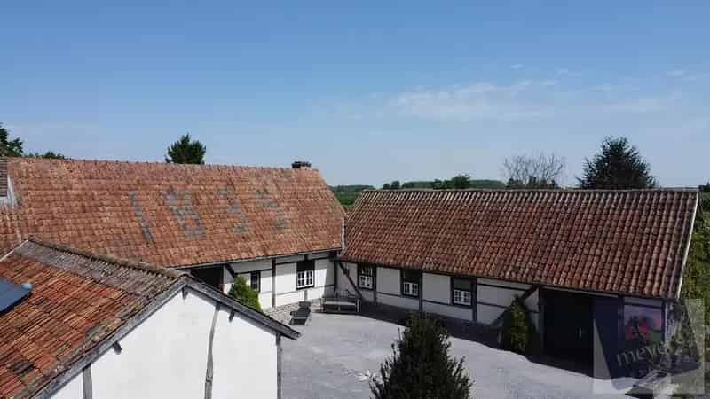 Huis te koop Alken: Charmante hoeve met zwembad