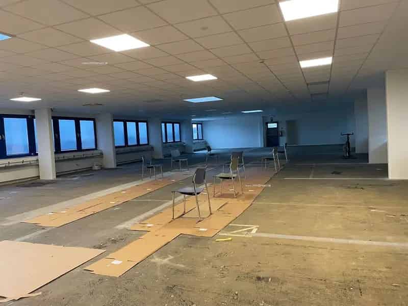 Kantoorruimte te huur Wemmel 367m² nabij R0