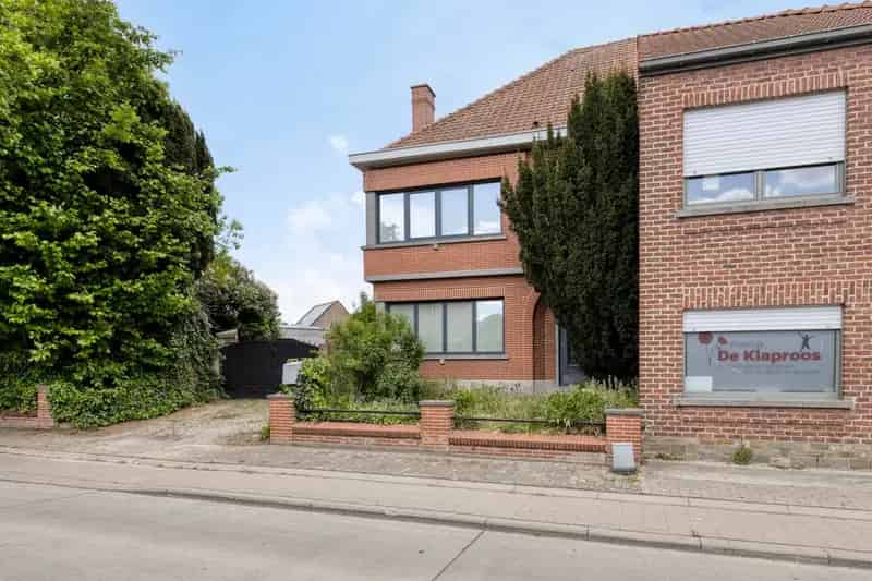 Ruime Woning 2 Garages Atelier