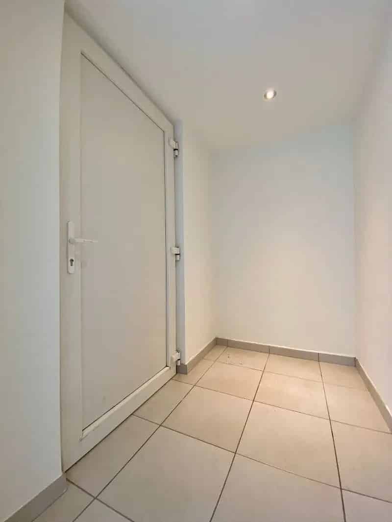 Gerenoveerde Rijwoning Grote Tuin Parking