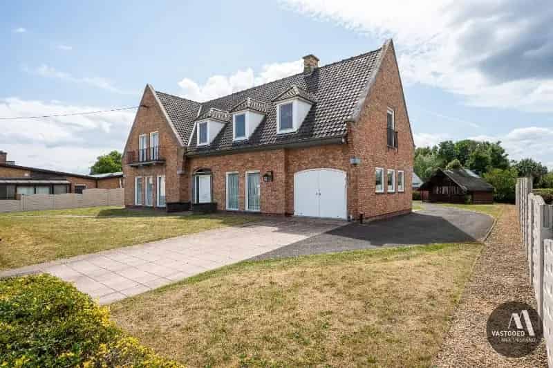 Authentiek renovatieproject 2250m²