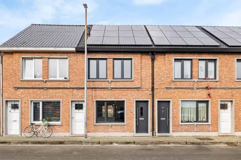 Gerenoveerde gezinswoning te huur Nieuwkerken Waas 3 slaapkamers
