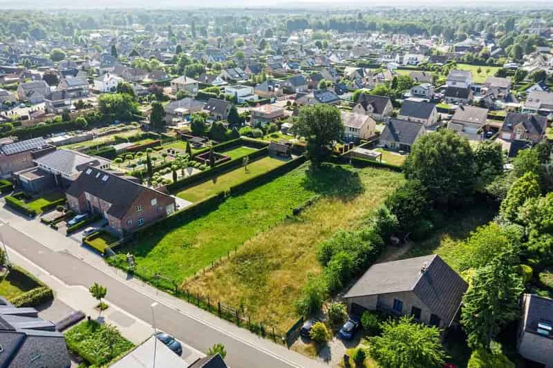 Bouwkavel 1463 m² Lanaken