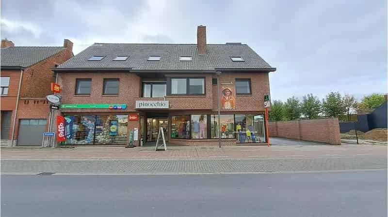 Handelspand met 3 slaapkamers te Zwevezele