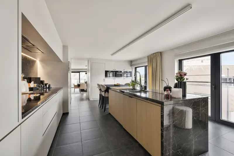 Luxe Appartement 260m2 te Koop Nabij Centrum