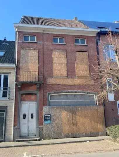 Huur huis met commercieel pand en appartementen in Stekene