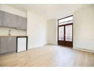 Appartement te koop Sint-Gillis - 45m² - gerenoveerd