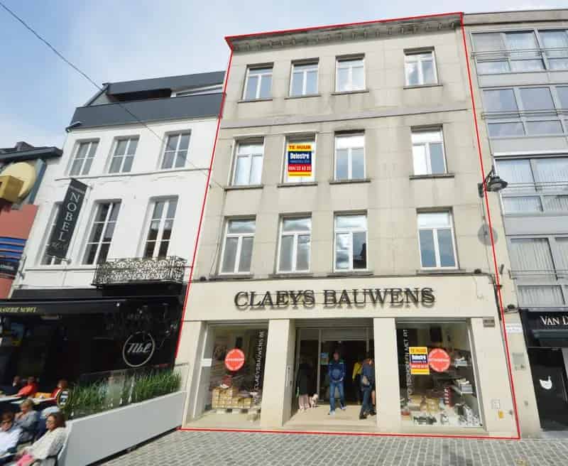 Modern Commercieel Gebouw Lange Zoutstraat