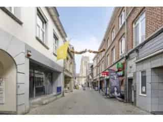Handelspand te huur Tongeren 211m²