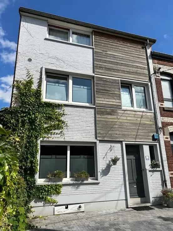 Gerenoveerd Huis 5 Slaapkamers Tuin Parkeerplaats 164m2