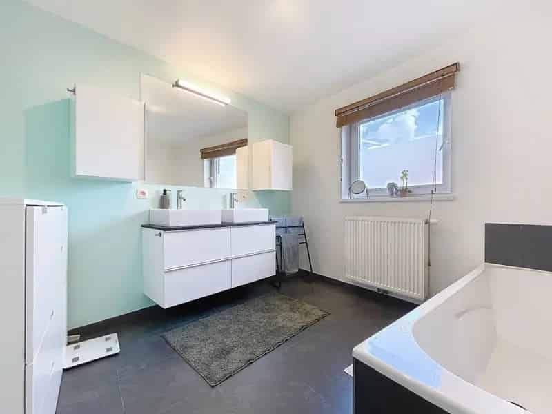 Ruime woning 3 slaapkamers centrum Oostnieuwkerke