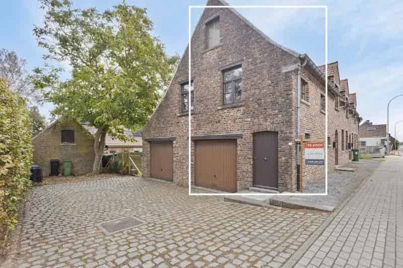 Charmante woning met garage 2 slpk te koop Kluisbergen