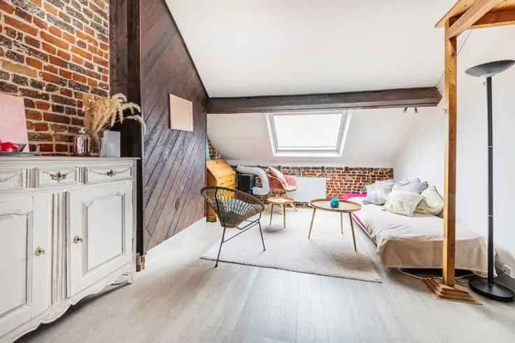Studio te Koop Etterbeek 50m² Terras Gemeubileerd