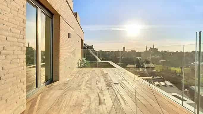 Penthouse te huur Veurne 2 slaapkamers groot terras