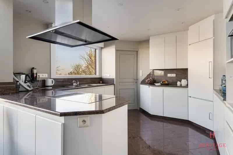 Huis te koop Torhout met atelier 1100m²