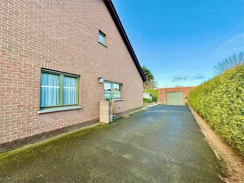 Huis te koop Evergem: Instapklare bungalow met 2 slaapkamers en garage