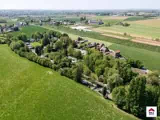 Villa te koop Hennuyères 4 slaapkamers groot perceel