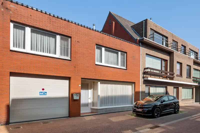 Te renoveren woning met garage in centrum Retie