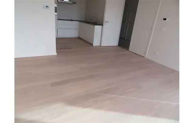 Huur 1 slaapkamer appartement van 72 m² in Antwerp