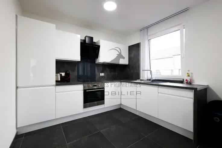 Appartement te Koop Jemeppe-sur-Sambre