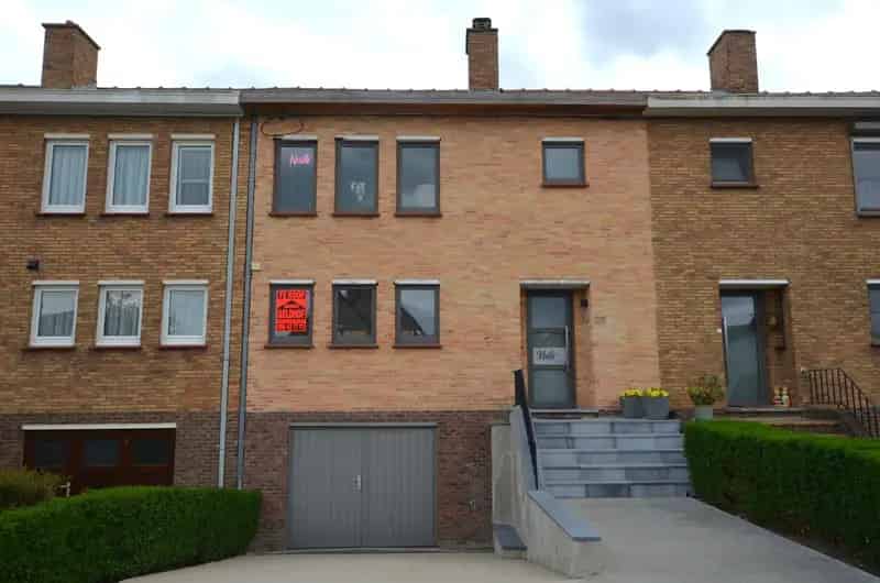 Huis te huur Oostende Mariakerke: Gerenoveerd 3 slaapkamers grote garage