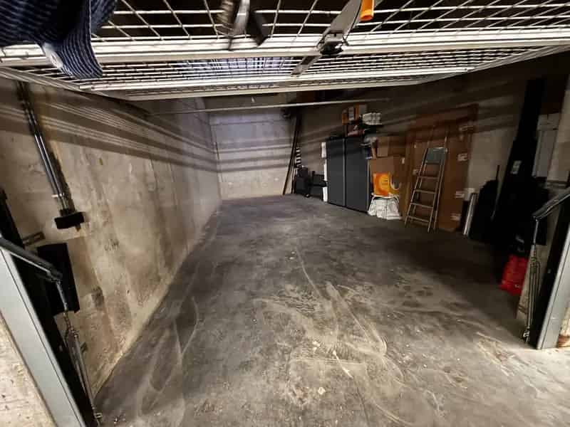 Garagebox te Oostende - Ruime Garage te Koop