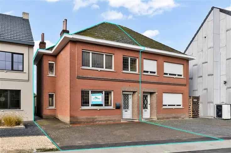 Huis Te Koop: Renovatieproject 2 slaapkamers - Uitbreidingsmogelijkheden