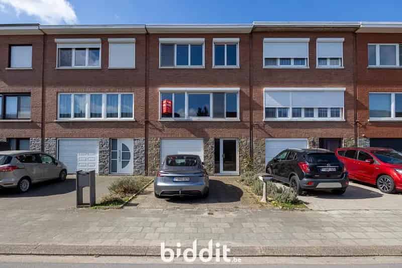 Te renoveren Bel-Etage Kapellen 3 slaapkamers Garage Tuin