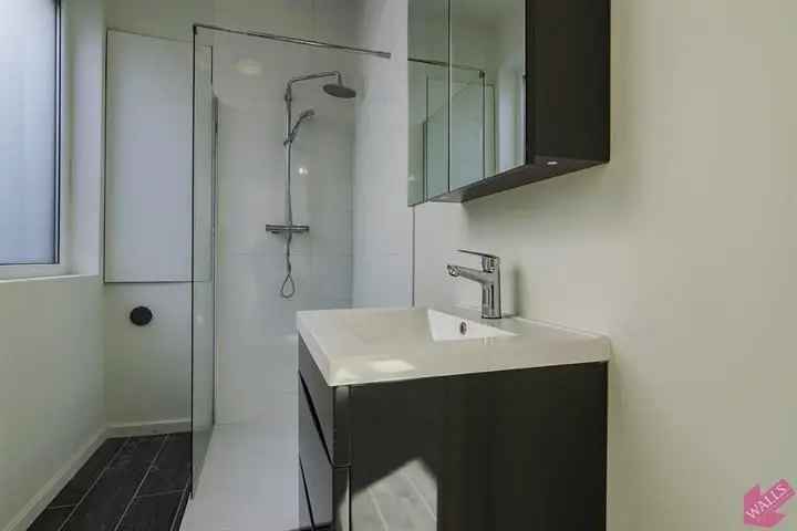 Gerenoveerd appartement nabij Park Spoor Noord