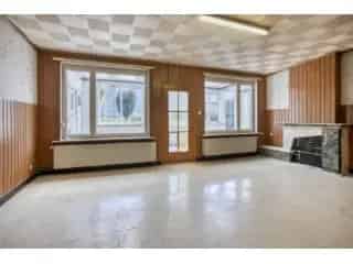 Huis te koop Appelterre Eichem Te renoveren woning met garage en tuin