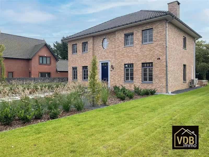 Villa te koop Dilsen 4-5 slaapkamers gerenoveerd 2024