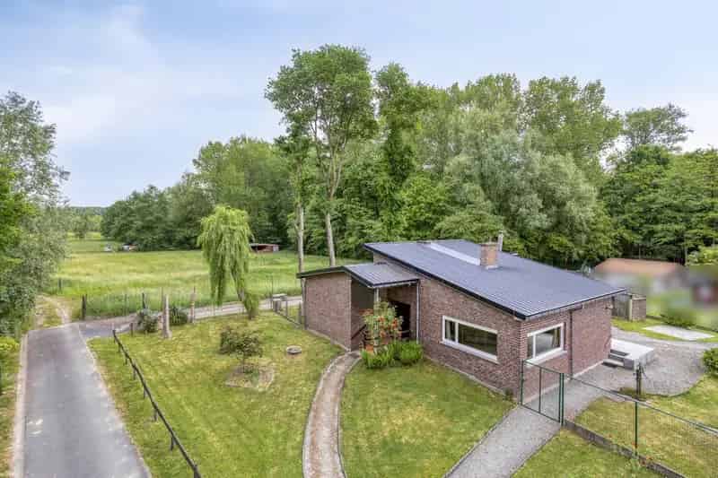 Bungalow-villa te huur 4 slaapkamers tuin garage te renoveren