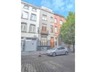 Huis Gemengd Gebruik te Koop Sint-Jans-Molenbeek