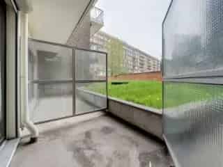 Gelijkvloers Appartement Molenbeek 86m² - Rustige Wijk