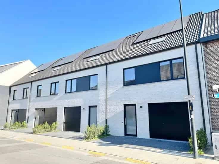 Nieuwbouw Huis 5 Slaapkamers Garage Tuin