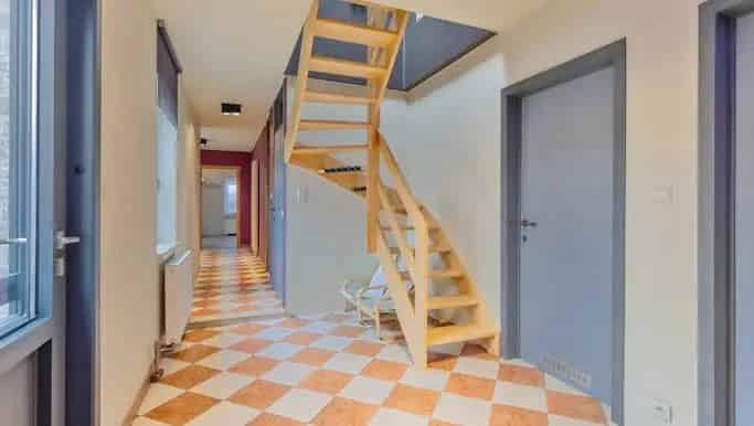 Huis met Magazijn te Koop nabij Sint Truiden