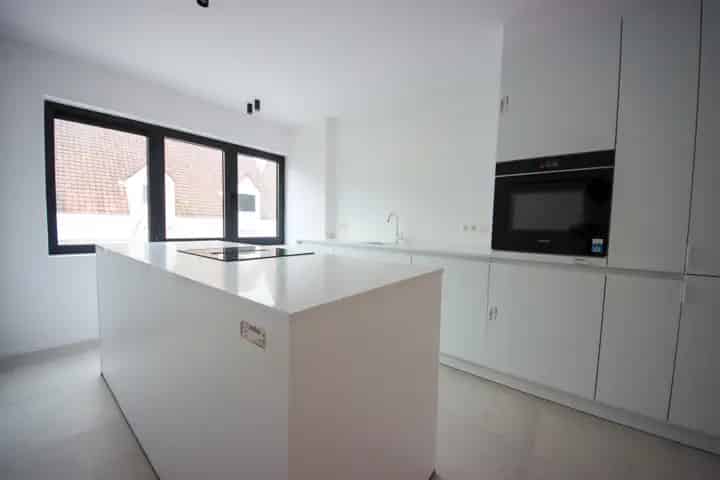 Gerenoveerd Appartement te Koop Wevelgem