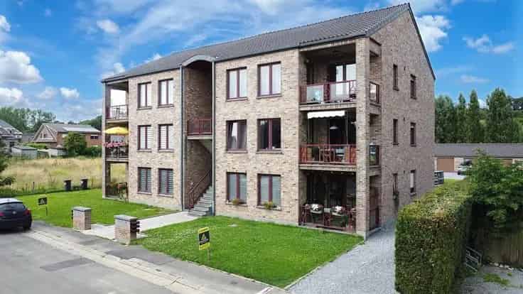 Appartementsblok 6 Appartementen 6 Garages Te Koop