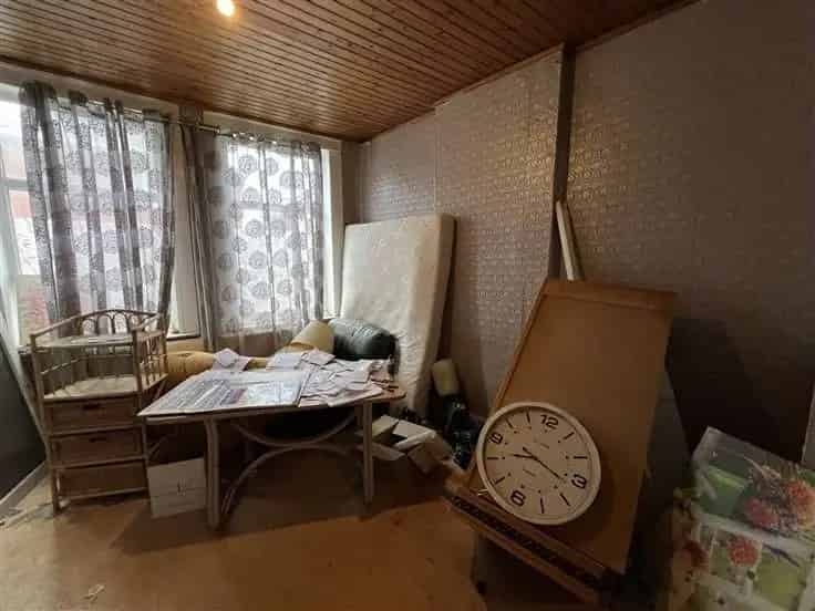 Huis Te Koop Charleroi 2 Slaapkamers Uitbreidbaar