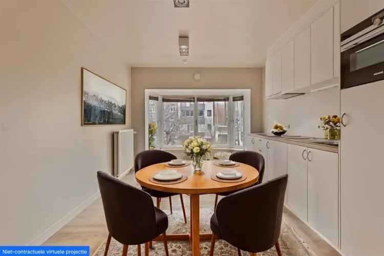 Handelswoning met Appartement te Eeklo