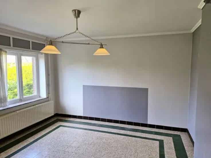 Huis Te Koop Haacht: Renovatieproject met Grote Tuin