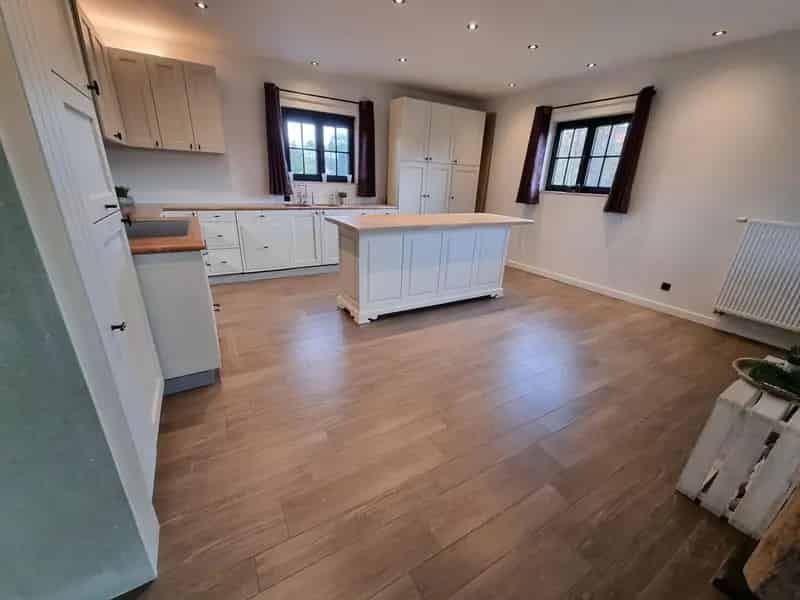 Gerenoveerde Ruime Woning Grote Gezinnen Co-housing Praktijk