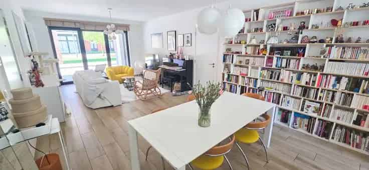 Appartement Te Koop Brussel 97m² Tuin Parking Station
