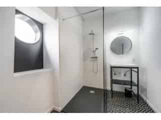 Appartement in medehuur Mons - 10 slaapkamers, privé badkamers
