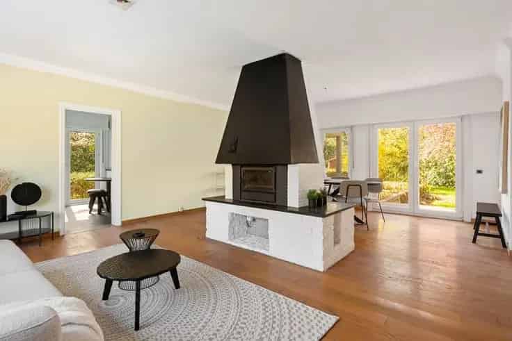 Huis Te Koop: Charmante woning 1840m² te renoveren