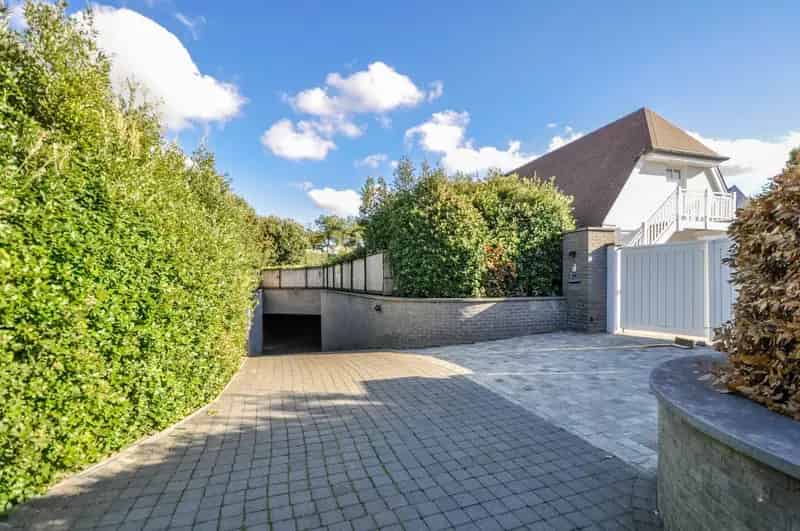 Garagebox Elizabetlaan - Ruime en Gemakkelijke Toegang