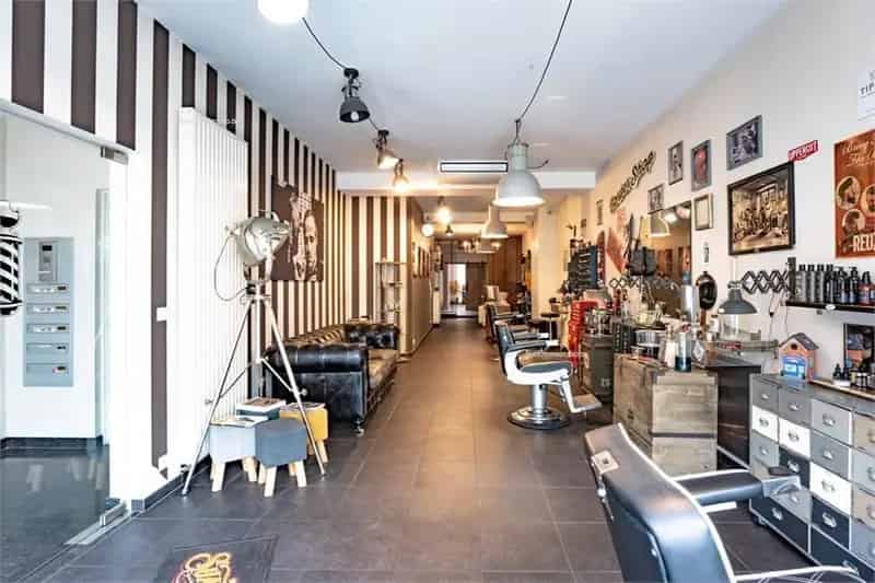 Handelspand te koop Brasschaat Nabij Bakkerij Manus